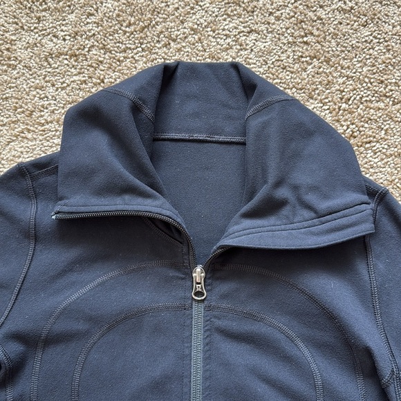 Lululemon In Stride Black Zip Up Athletic Jacket - Picture 5 of 13